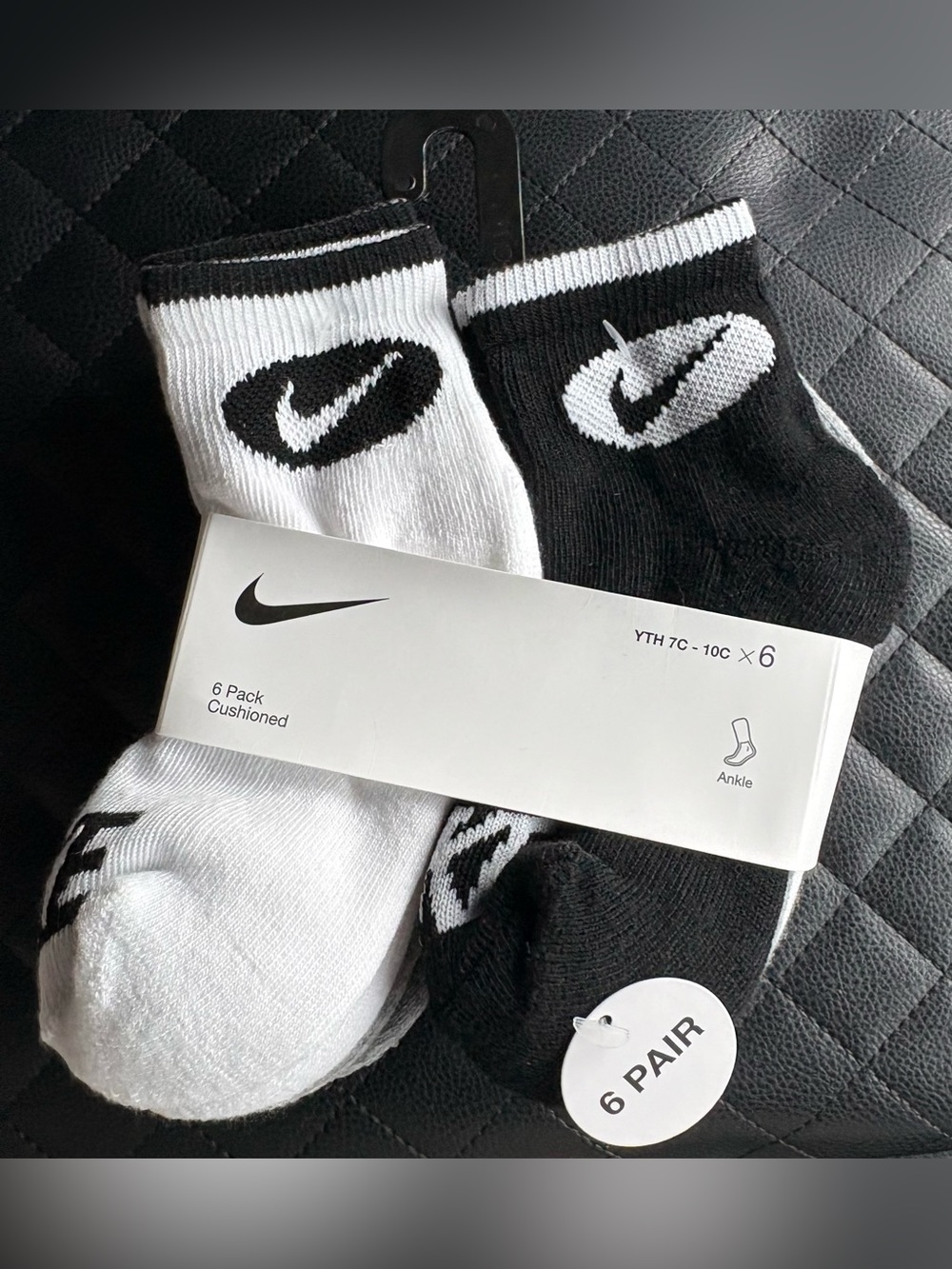 Nike 6-Pack Cushioned Ankle Socks - Black & White size 7c-10c Youth